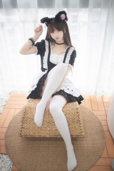 棚户区老女人